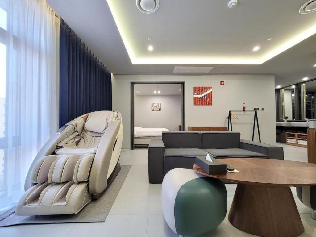 Hotel Pied Suseong Daegu Exterior photo